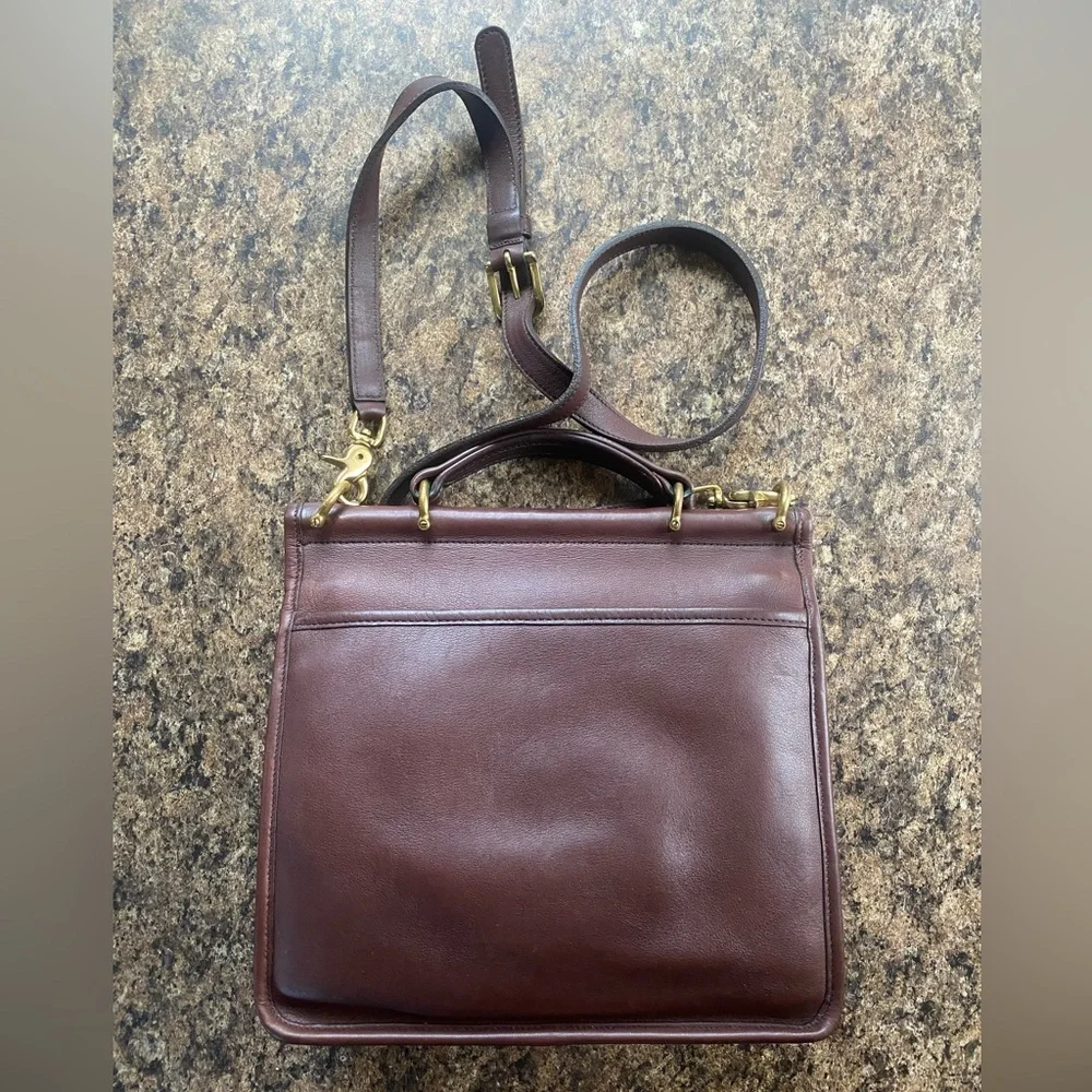 Coach Willis Mahogany Brown Leather Bag Vintage Brass/Gold Hardware Dust Bag Box - Picture 8 of 16